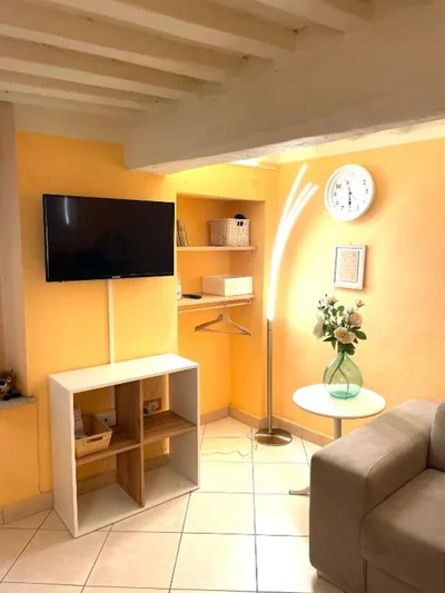 Piazza Napoleone Sweet apartment – Photos 5